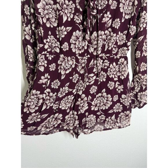 NWT Band of Gypsies Romper Womens Sz M Purple Floral Ruffle V-Neck Boho Festival - Picture 3 of 13